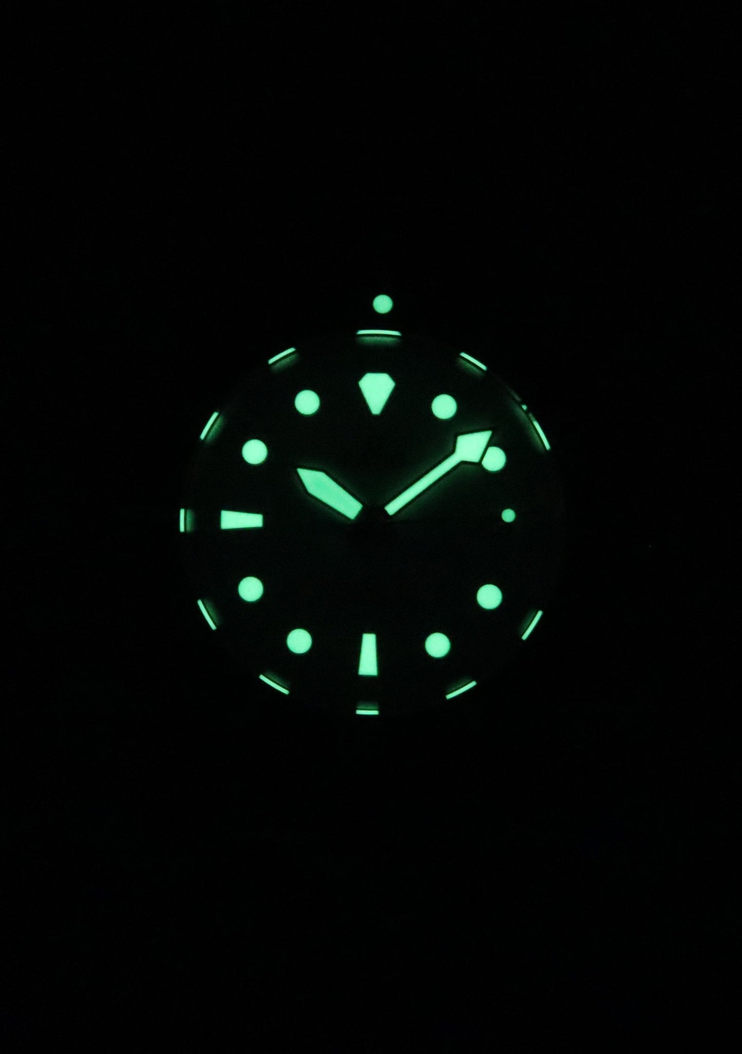 Ratio FreeDiver Sapphire Stainless Steel White Dial Quartz RTF037 200M Men's Watch