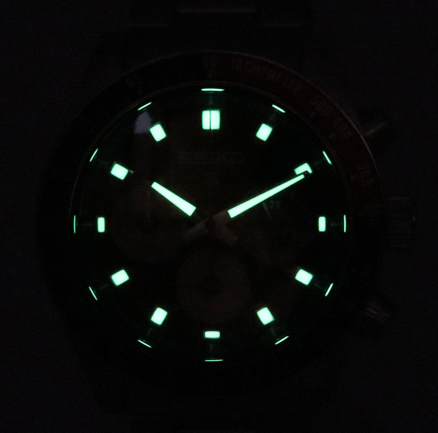 Seiko Prospex Speedtimer Go Large Solar Chronograph Black Dial SSC915 SSC915P1 SSC915P 100M Men's Watch